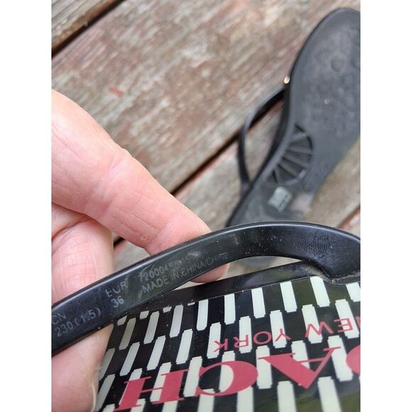 6B Coach Flip Flop Sandals Q6102/A6867 Landon Black & White Gold Bow - Picture 6 of 7